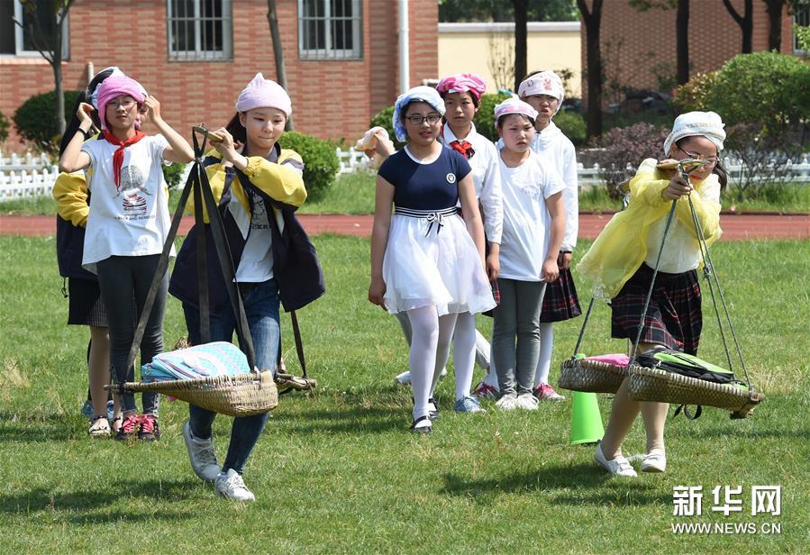 （社会）（5）南京：乡村小学开展“田园儒风文化节”活动