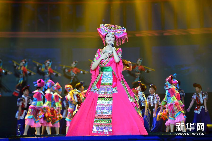 （文化）（3）第19届南宁国际民歌艺术节晚会上演