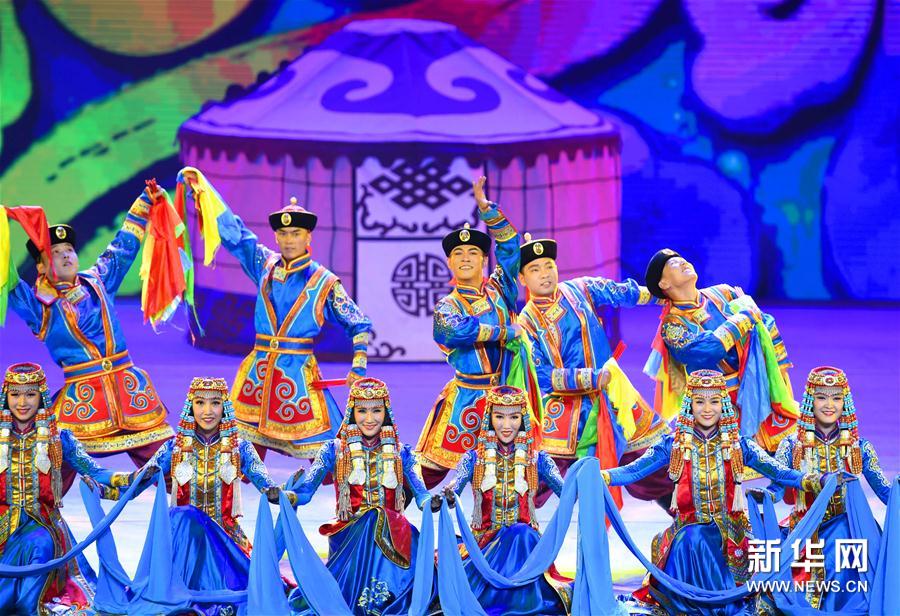 （文化）（5）第26届金鸡百花电影节在呼和浩特开幕