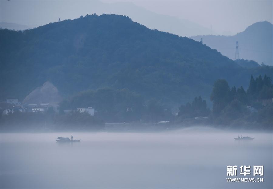 （美丽中国）（9）“新安江奇雾”送清凉