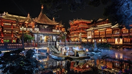 点亮夜经济丨上海：老城厢掀起新国潮 释放消费新活力