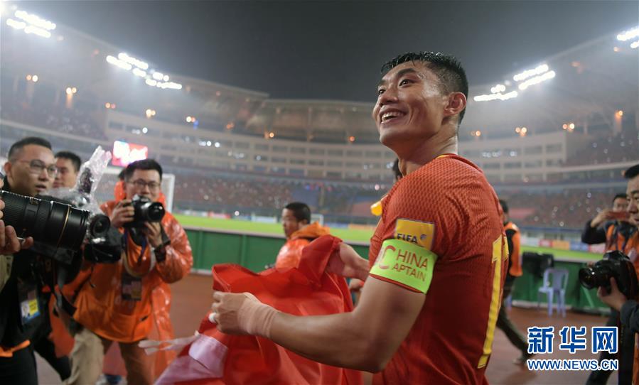 （体育）（15）足球——世预赛：中国队战胜韩国队